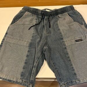 Men’s Elastic waist shorts XL